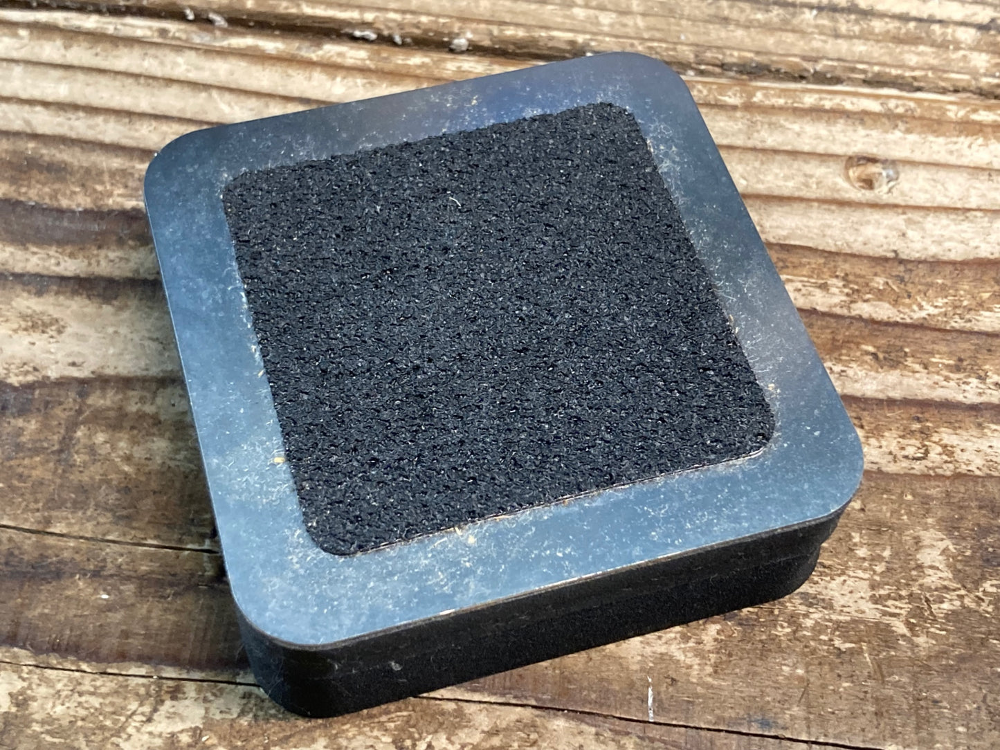 IV105 グロータック GROWTAC ブルカット 防振パッド 4個セット