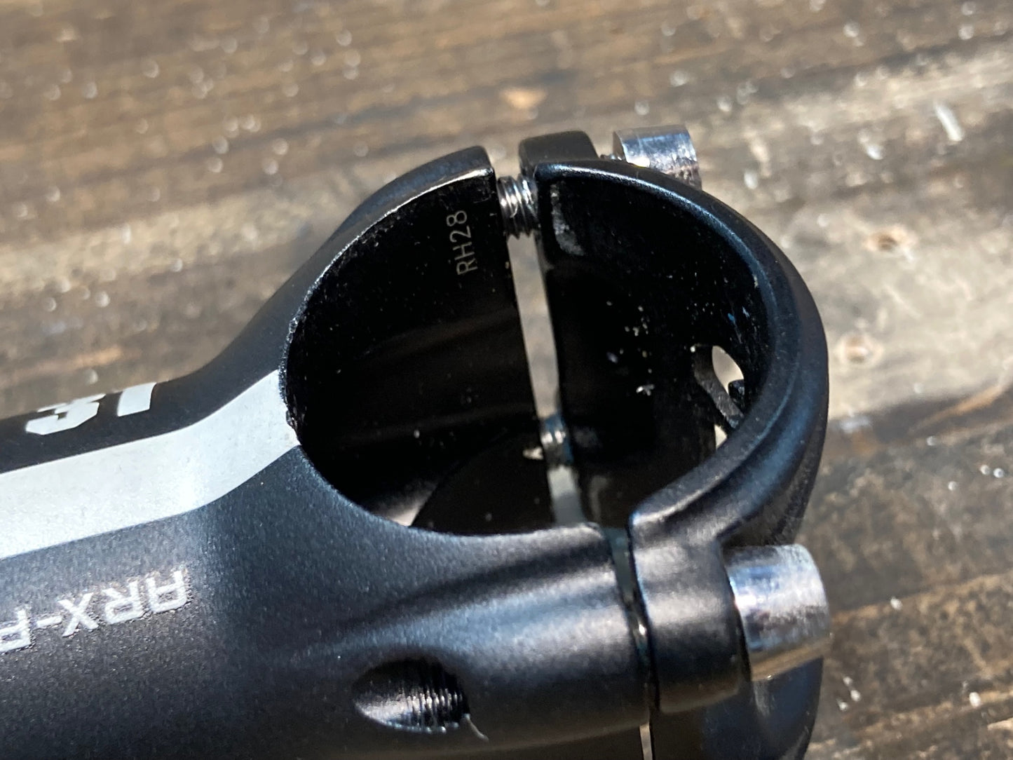 IO400 3T ARX PRO アルミステム 黒 100mm Φ31.8 OS 6°