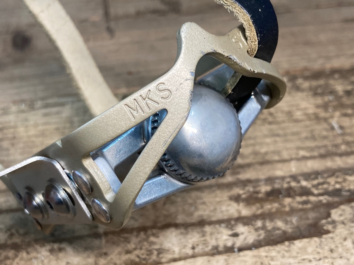 IQ926 三ヶ島 MKS SYLVAN トークリップ フラットペダル zefal製ストラップ