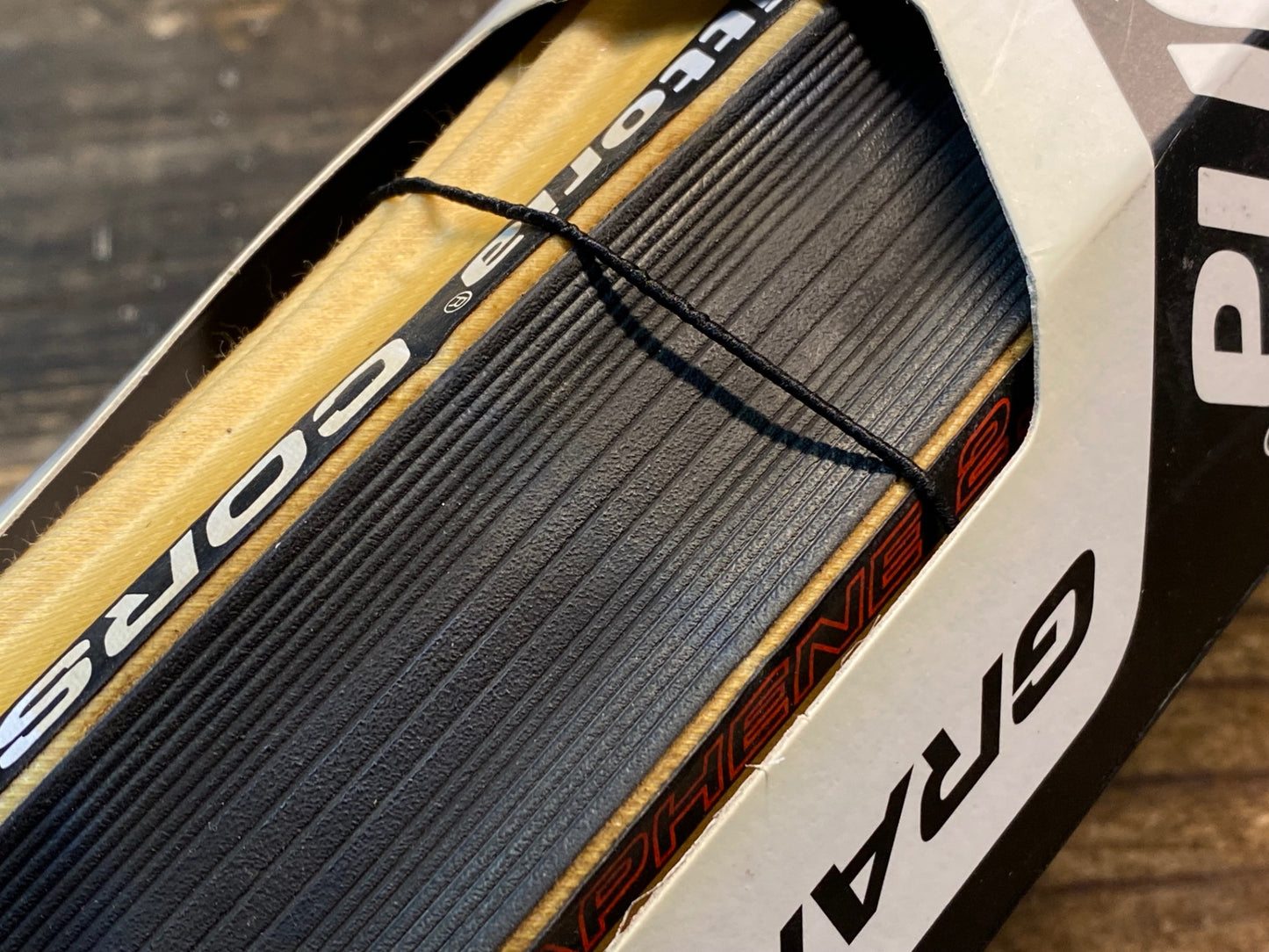 IR663 ヴィットリア vittoria CORSA GRAPHENE 2.0 クリンチャータイヤ 700x25C スキンサイド 2本セット