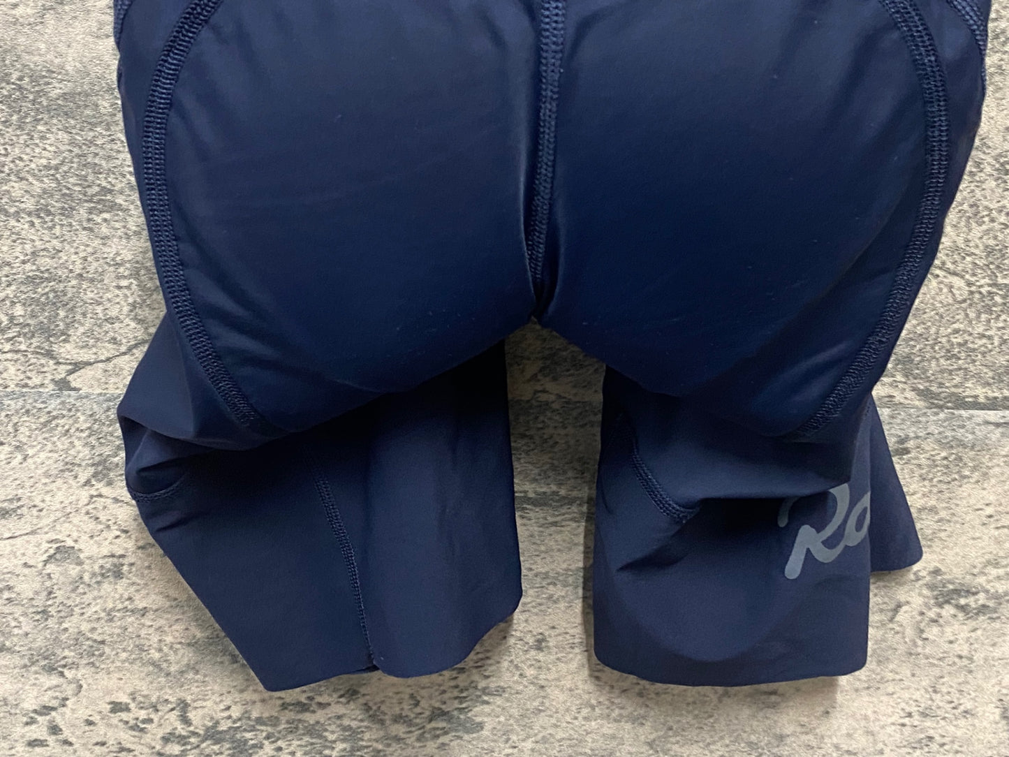 IW276 ラファ Rapha プロチームビブショーツ RCC PT BIB SHORTS Ⅱ 紺 S