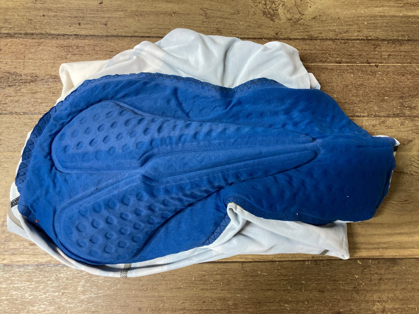 IY623 パンダーニ Pandani ビブショーツ 黒 白 L