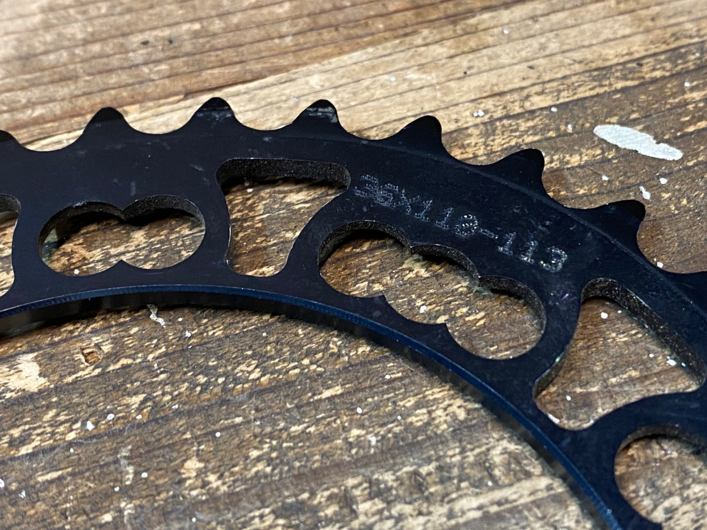 IS404 ローター ROTOR QRINGS チェーンリング インナー 黒 36T BCD113 11S 楕円