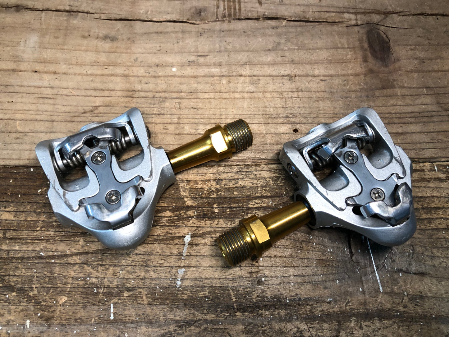 IR809 ウェルゴ Wellgo MAG MG-3 SPD マグネシウム ビンディングペダル チタンシャフト SPD ※回転ゴリ付き