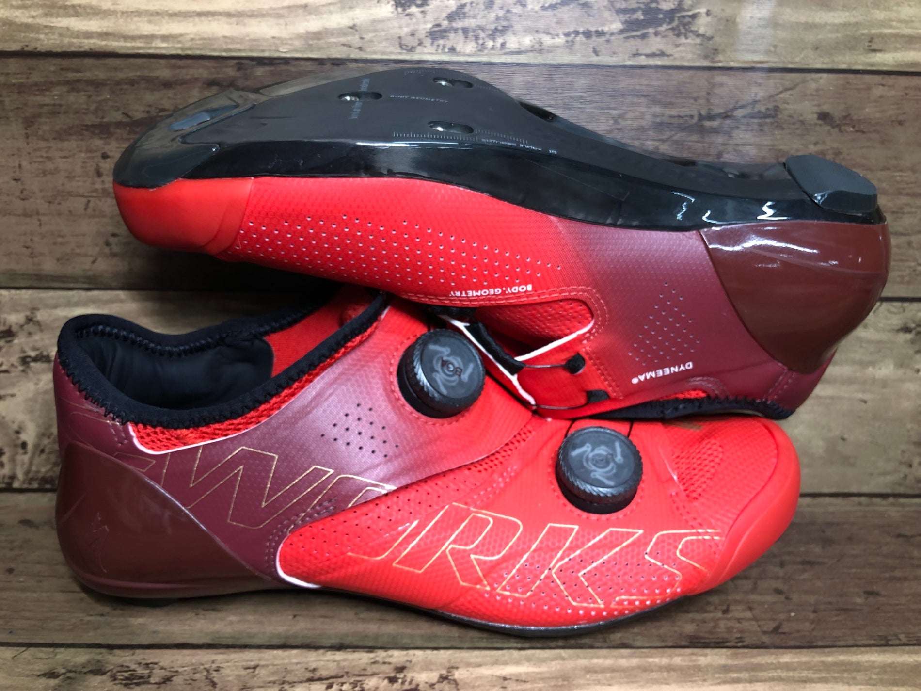 IB656 スペシャライズド SPECIALIZED エスワークス S-WORKS アレス ARES ビンディングシューズ BOA RD SHOE  SPD-SL 赤 EU39