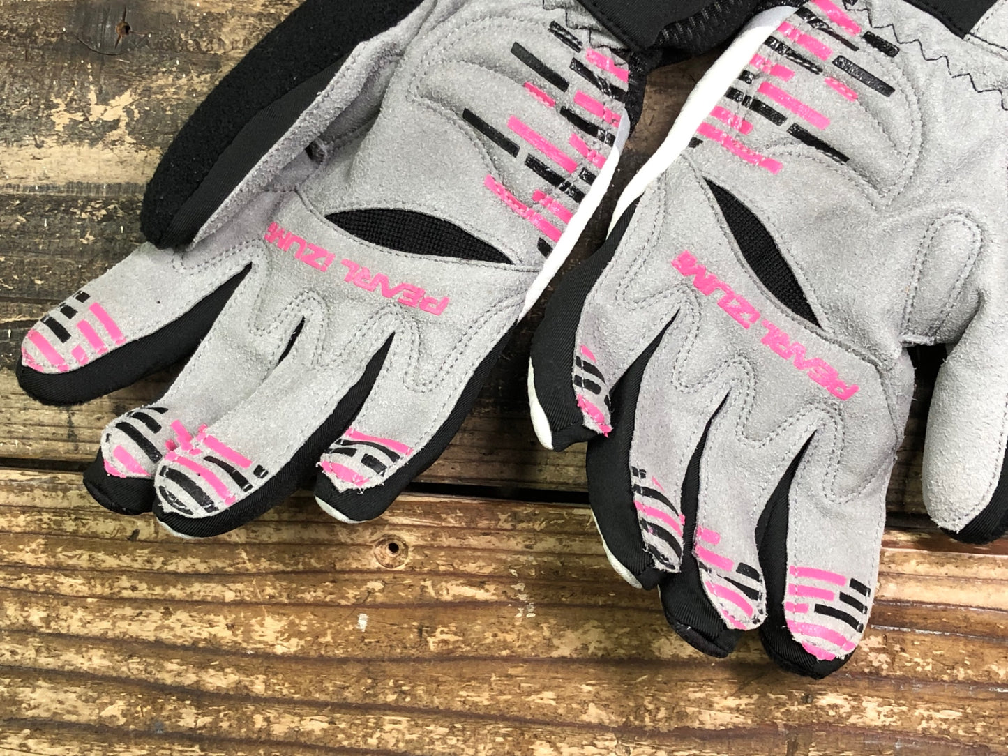 IT086 パールイズミ PEARL iZUMi 長指 グローブ 黒 ピンク M 裏起毛