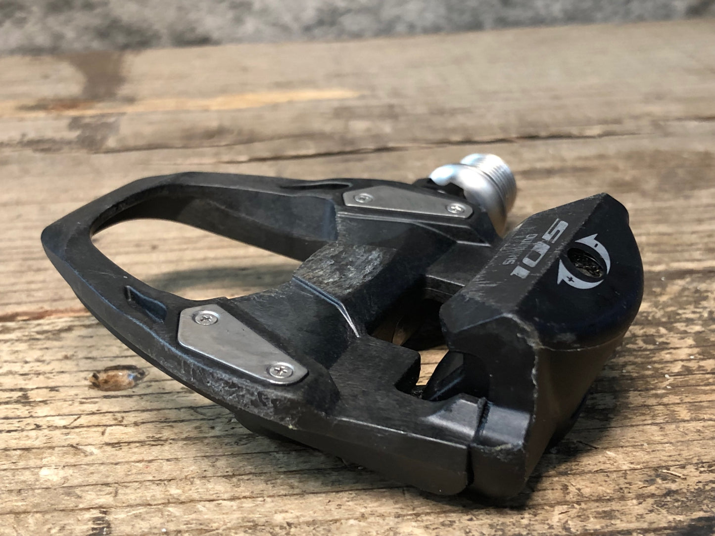 IZ710 シマノ SHIMANO 105 PD-R7000 ビンディングぺダル SPD-SL 黒