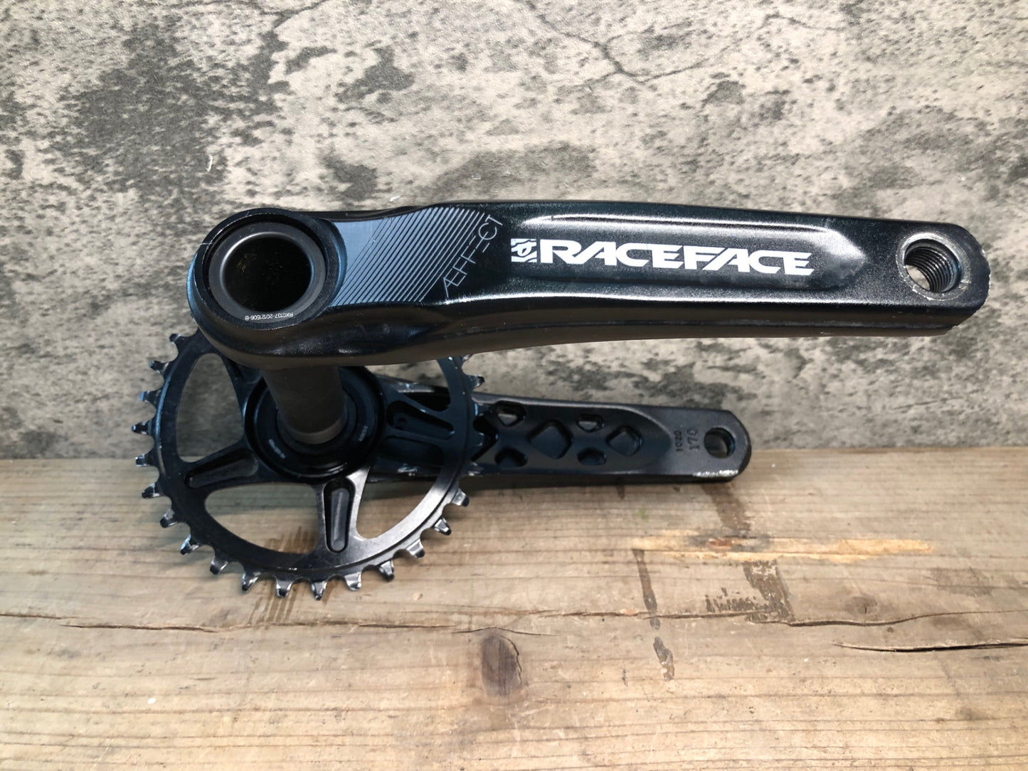 IY847 レースフェイス RACE FACE AEFFECT クランクセット 170mm 32T