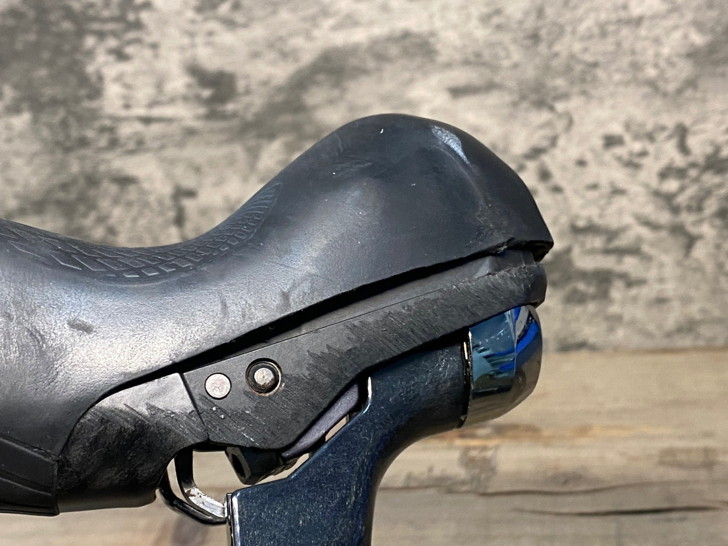 IP891 シマノ SHIMANO アルテグラ ULTEGRA ST-R8020 STIレバー 左右セット ガリ傷 ※左レバー固定付近クラックありの為ジャンク