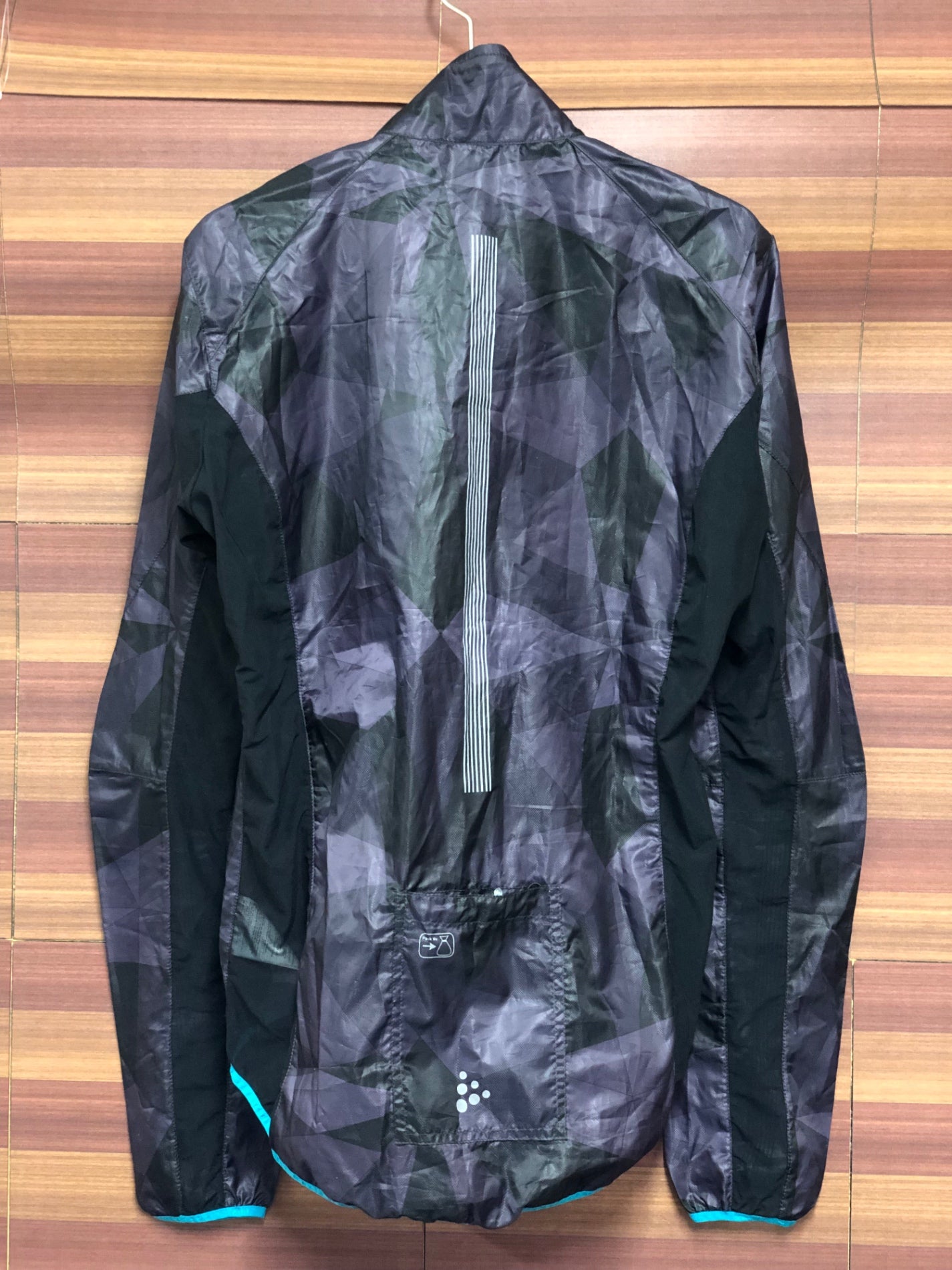 IU726 クラフト CRAFT 長袖 ウインドブレーカー 黒 S