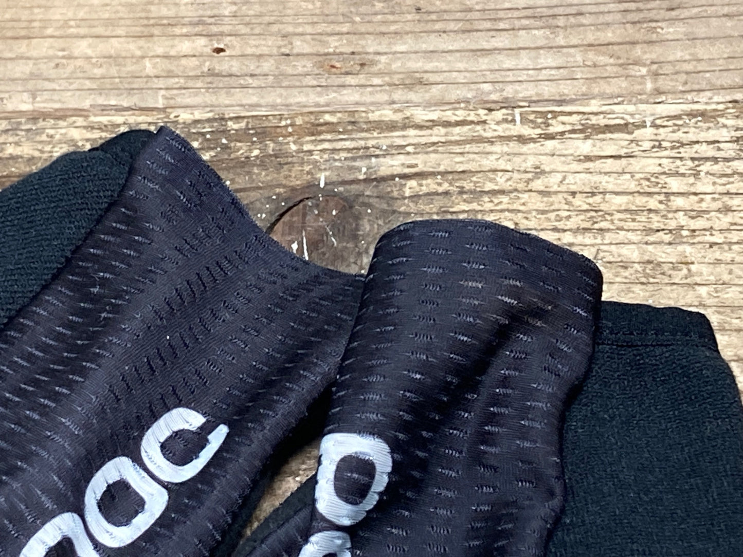 IY539 ポック poc 指切り サイクルグローブ 黒 S