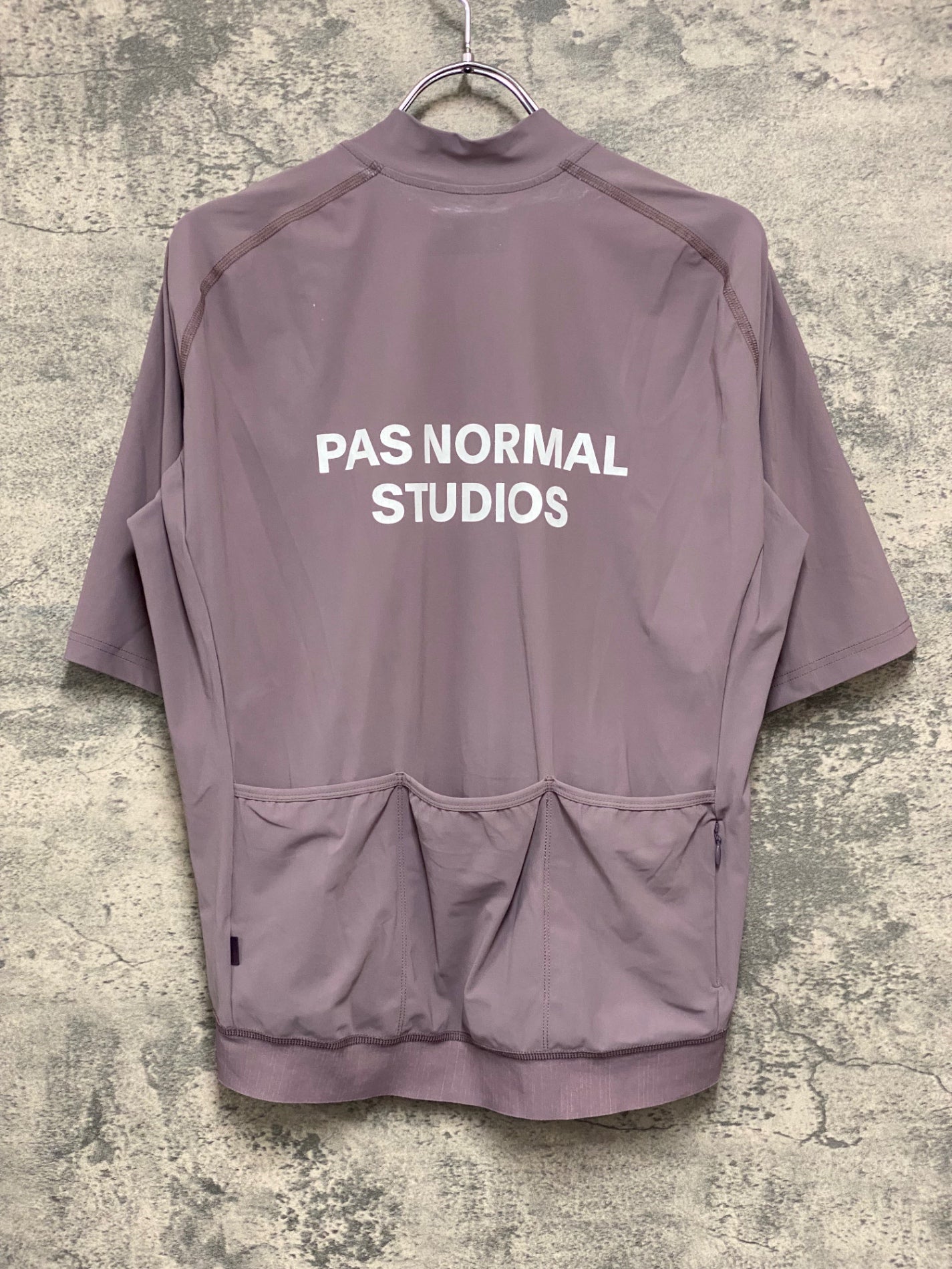 JA889 パスノーマルスタジオ PAS NORMAL STUDIOS 半袖 サイクルジャージ 紫 L