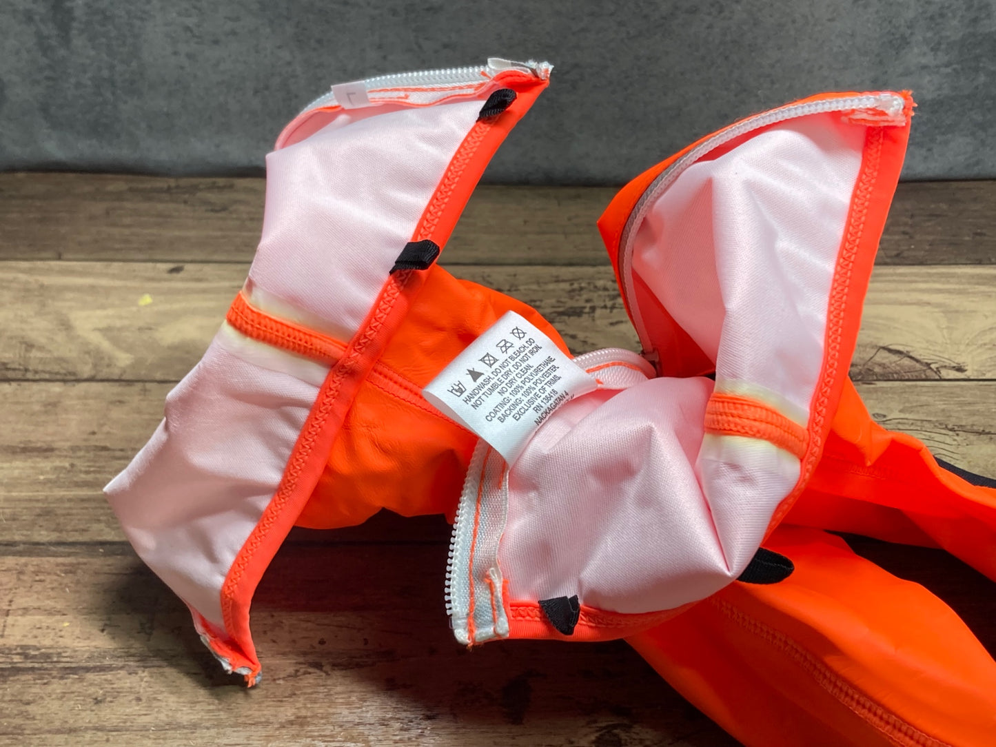 IR027 ポック POC シューズカバー オレンジ L