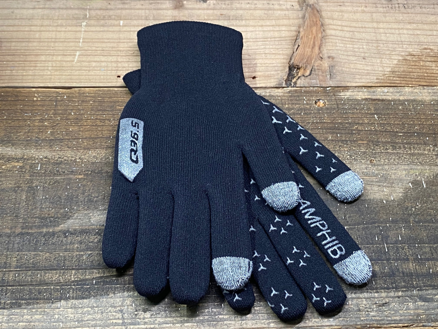 IN267 Q36.5 AMFIBIO GLOVES 冬用 グローブ Mサイズ 未使用
