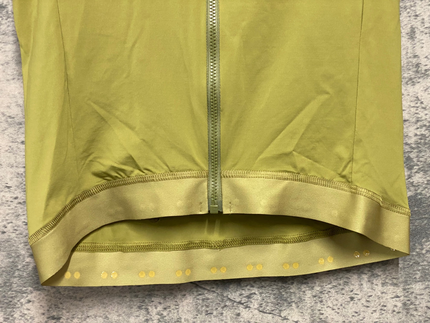 JD982 ユニバーサルカラーズ Universal Colours Mono Short Sleeve Jersey 半袖 サイクルジャージ オリーブ M