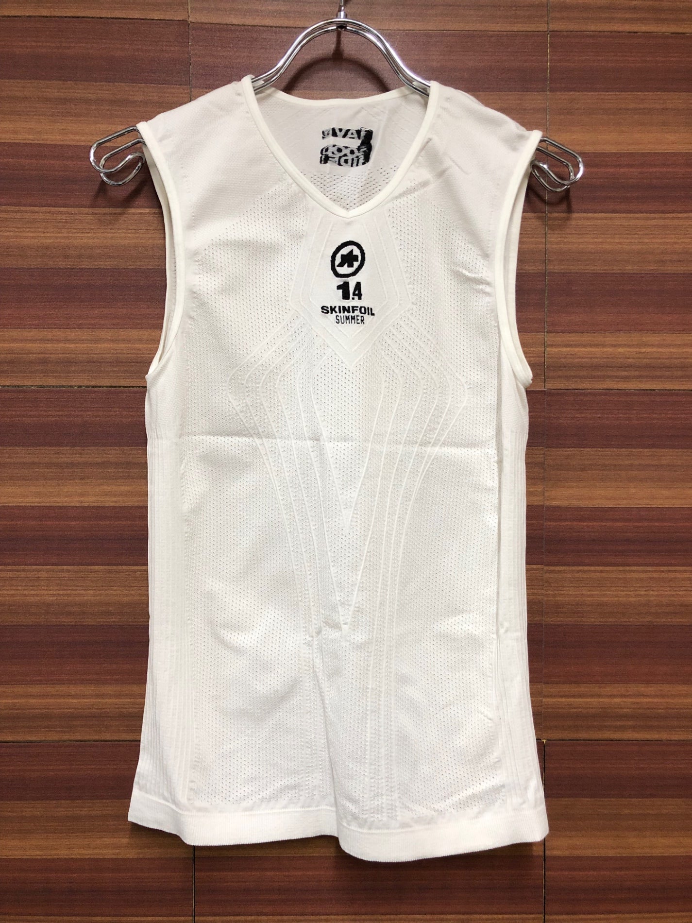 IM012 アソス assos SKINFOIL SUMMER ノースリーブベースレイヤー 白 1