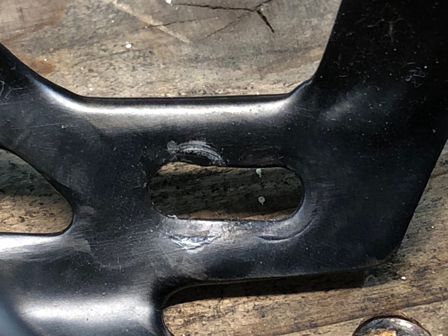 IN681 スペシャライズド SPECIALIZED カーボンボトルケージ 1個