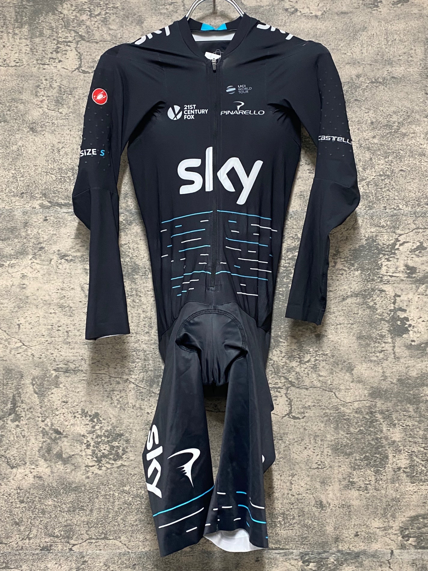 IZ471 カステリ CASTELLI TEAMsky 長袖 ワンピース スキンスーツ 黒 青 S ディンプル袖