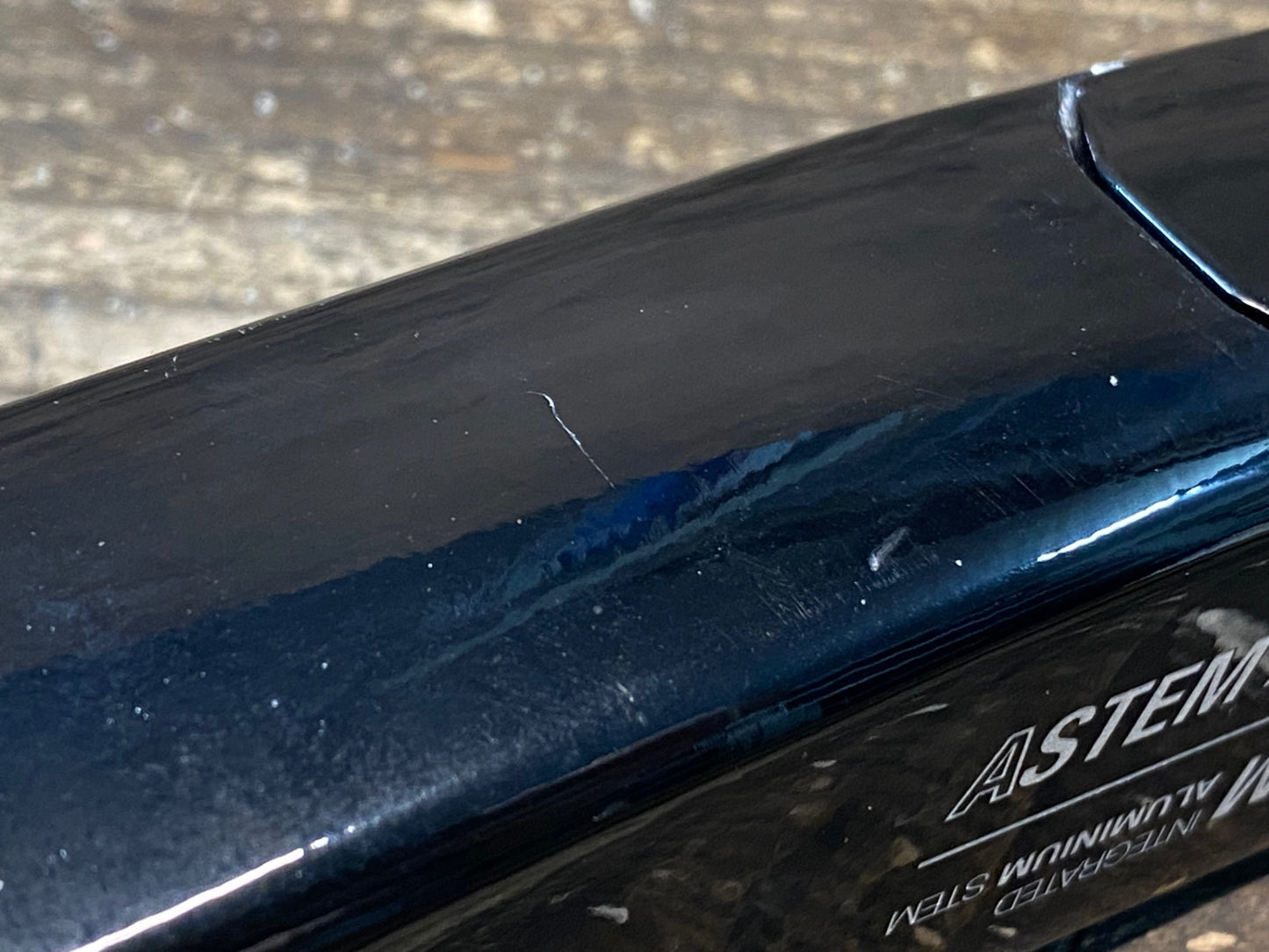 IU437 ルック LOOK A-STEM 100mm Φ31.8 艶あり トップキャップ プレッシャーアンカー付属