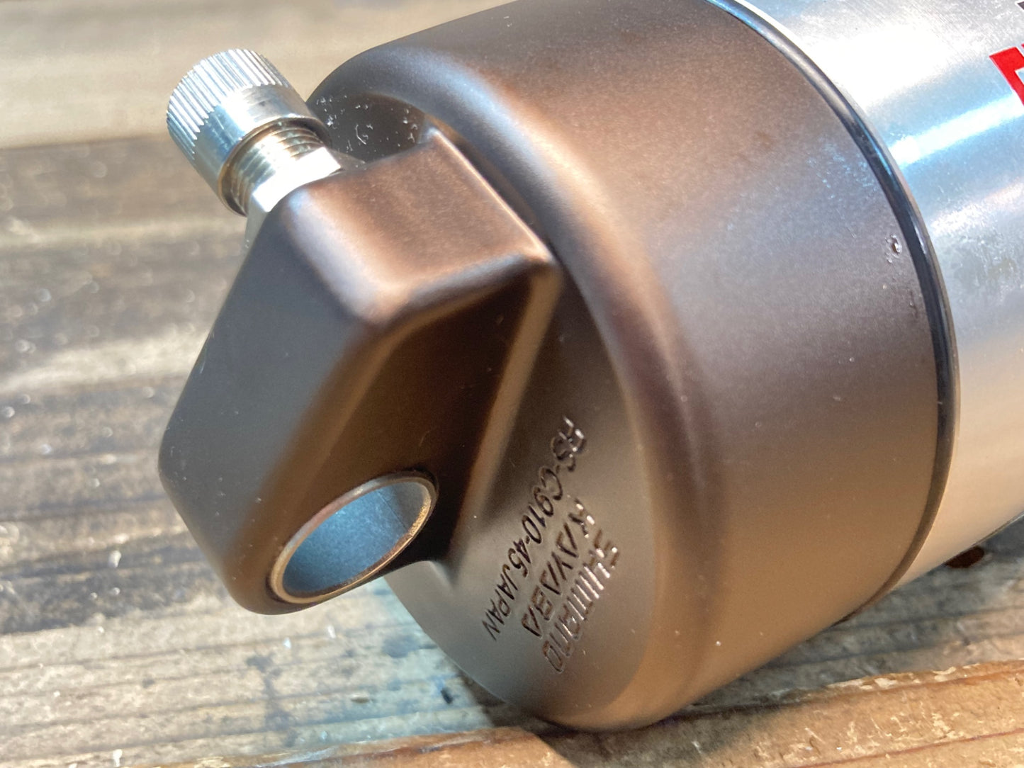 IS150 シマノ SHIMANO ネクサーヴ NEXAVE KAYABA RS-C910-45 リアサス