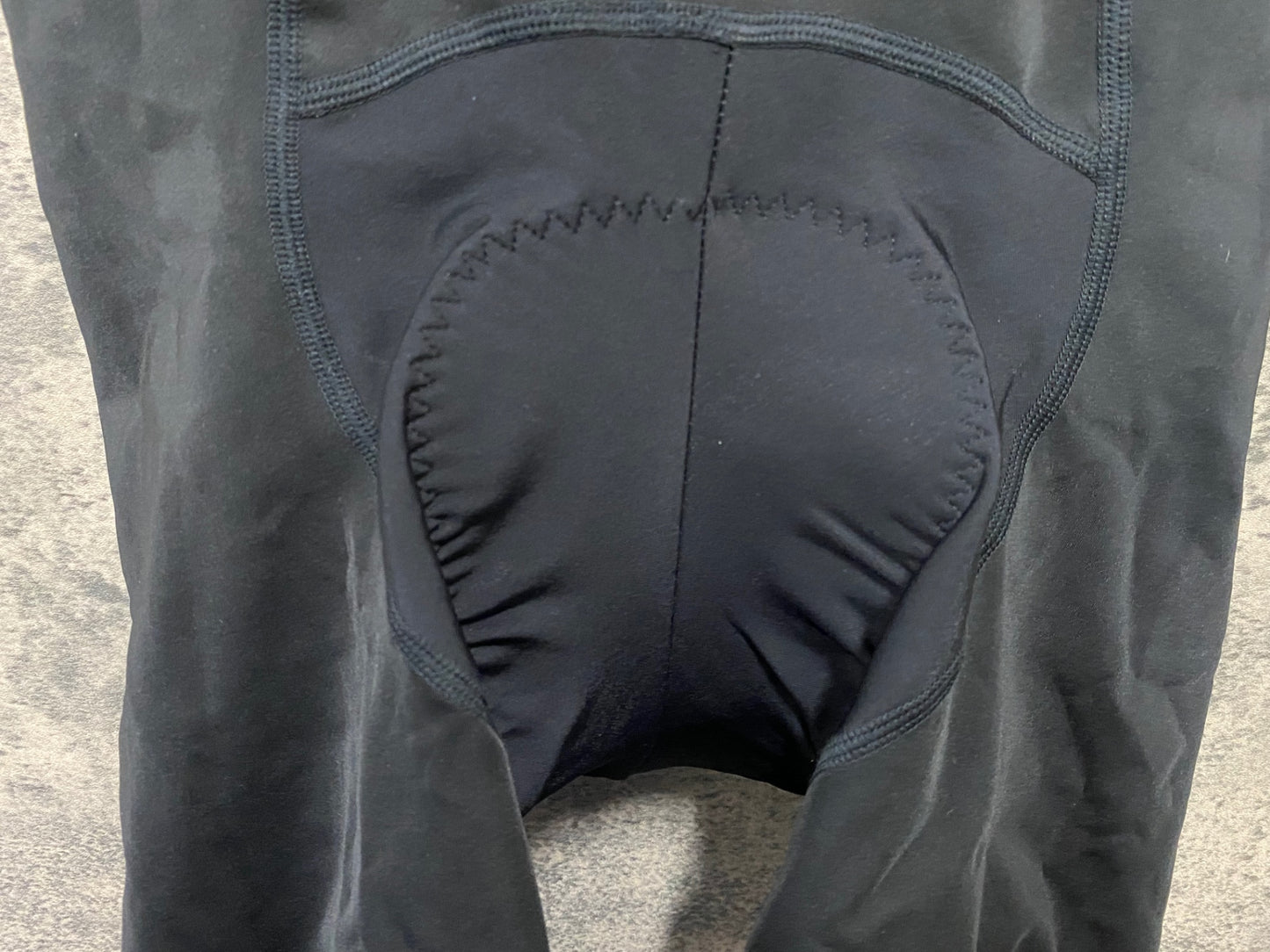 JD393 パールイズミ PEARL iZUMi ビブショーツ 黒 L 裏起毛 3DNEO