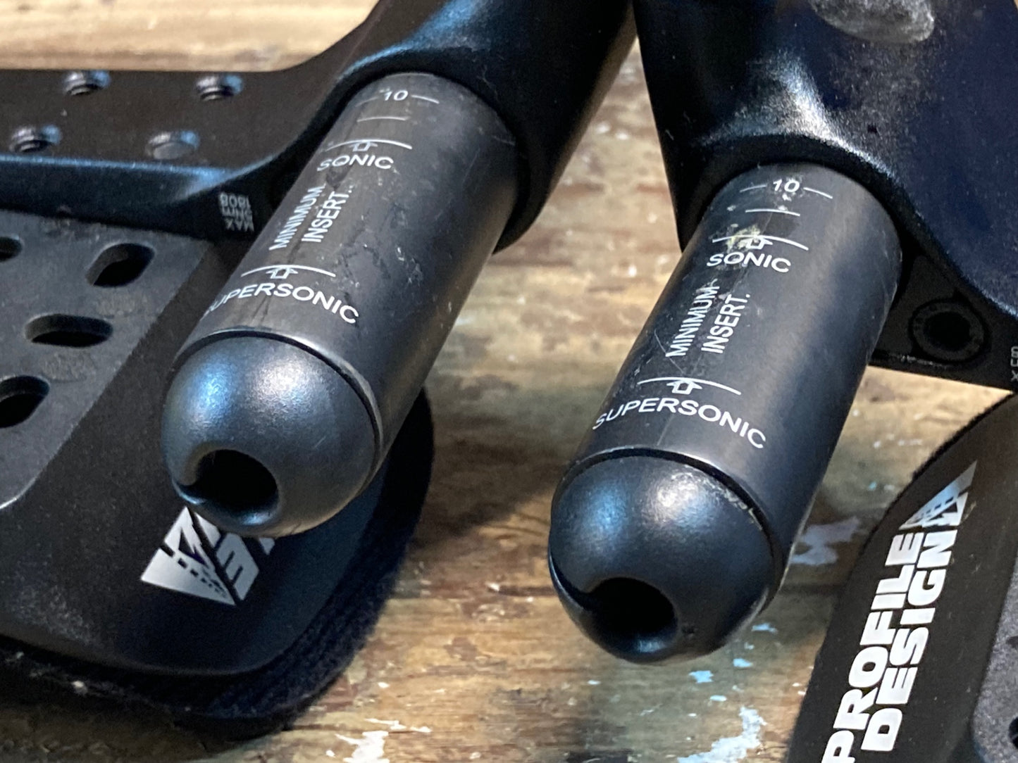 IK992 プロファイルデザイン PROFILE DESIGN スーパーソニック SUPERSONIC ERGO 4525c カーボン エアロバー Φ31.8