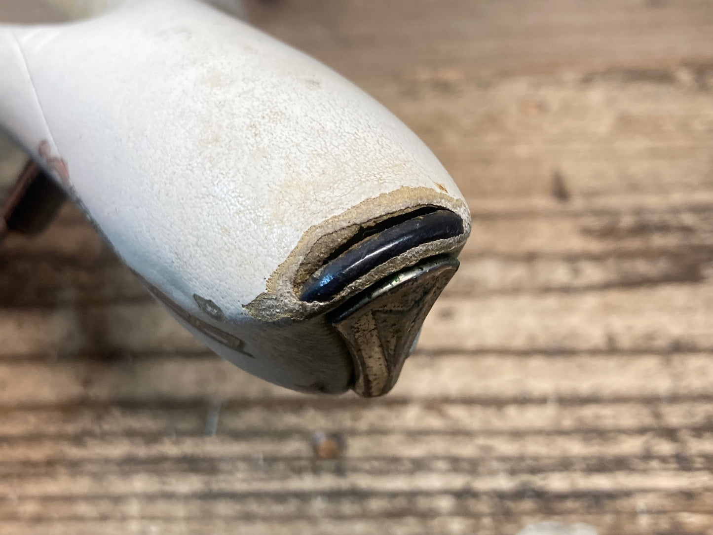 IX973 サンマルコ san marco マントラ MANTRA サドル XSILITEレール 白