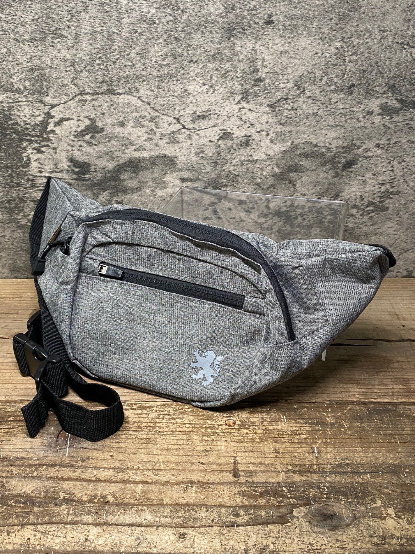 IX312 カペルミュール KAPELMUUR ウエストポーチ グレー