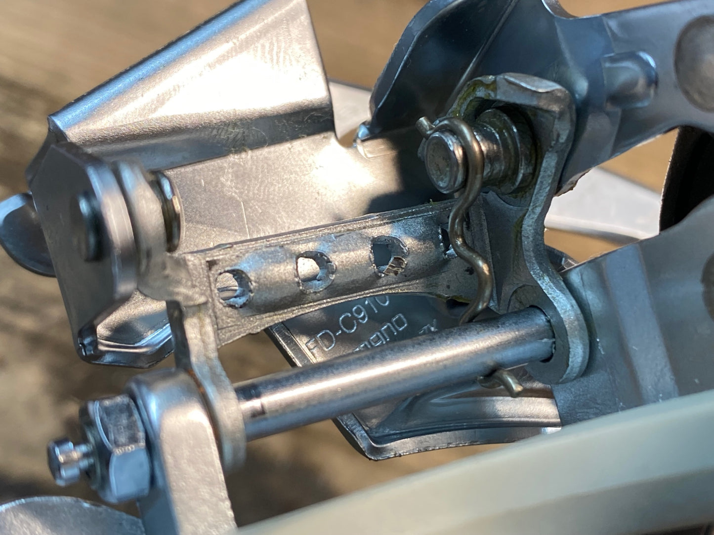 IS174 シマノ SHIMANO ネクサーヴ NEXAVE SPCM FD-C910 フロントディレイラー Di2