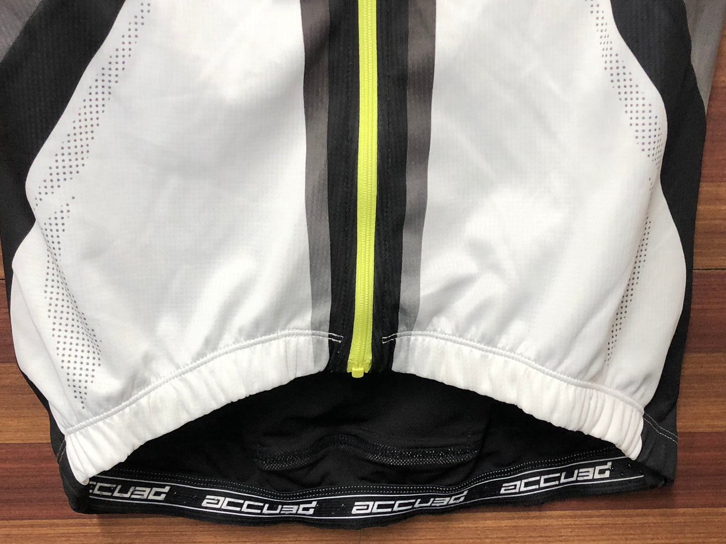 GI200 シマノ SHIMANO ACCU3D 半袖サイクルジャージ L