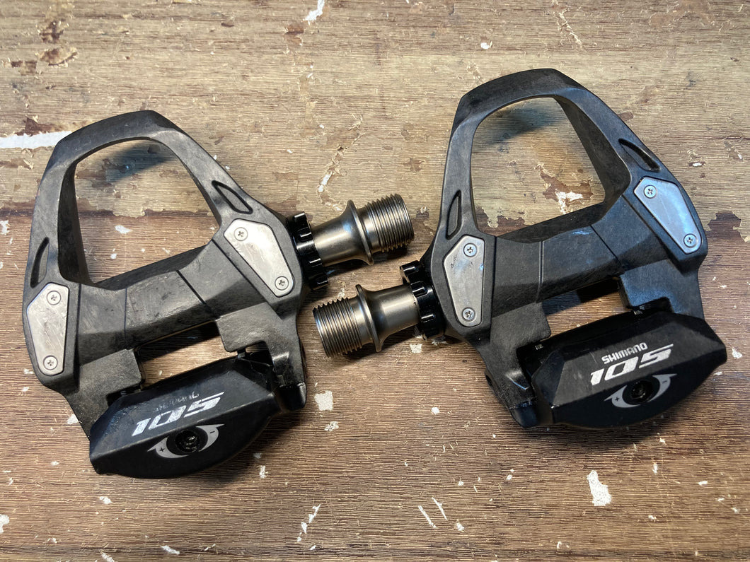 GY738 シマノ SHIMANO 105 PD-R7000 ビンディングペダル SPD-SL ※軸回転スレ感あり、ガリ傷