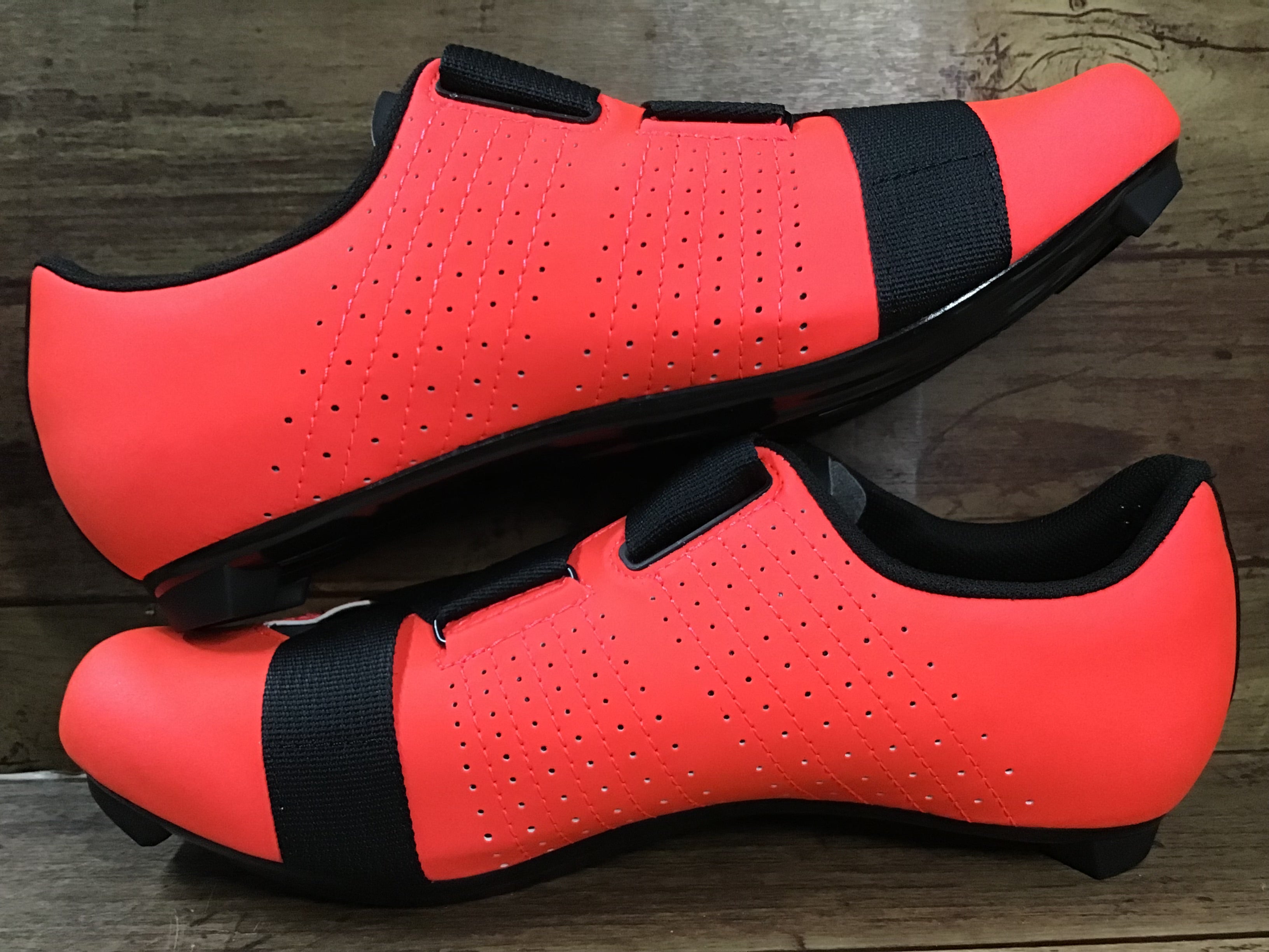 HG688 フィジーク FIZIK TEMPO R5 POWERSTRAP ビンディングシューズ