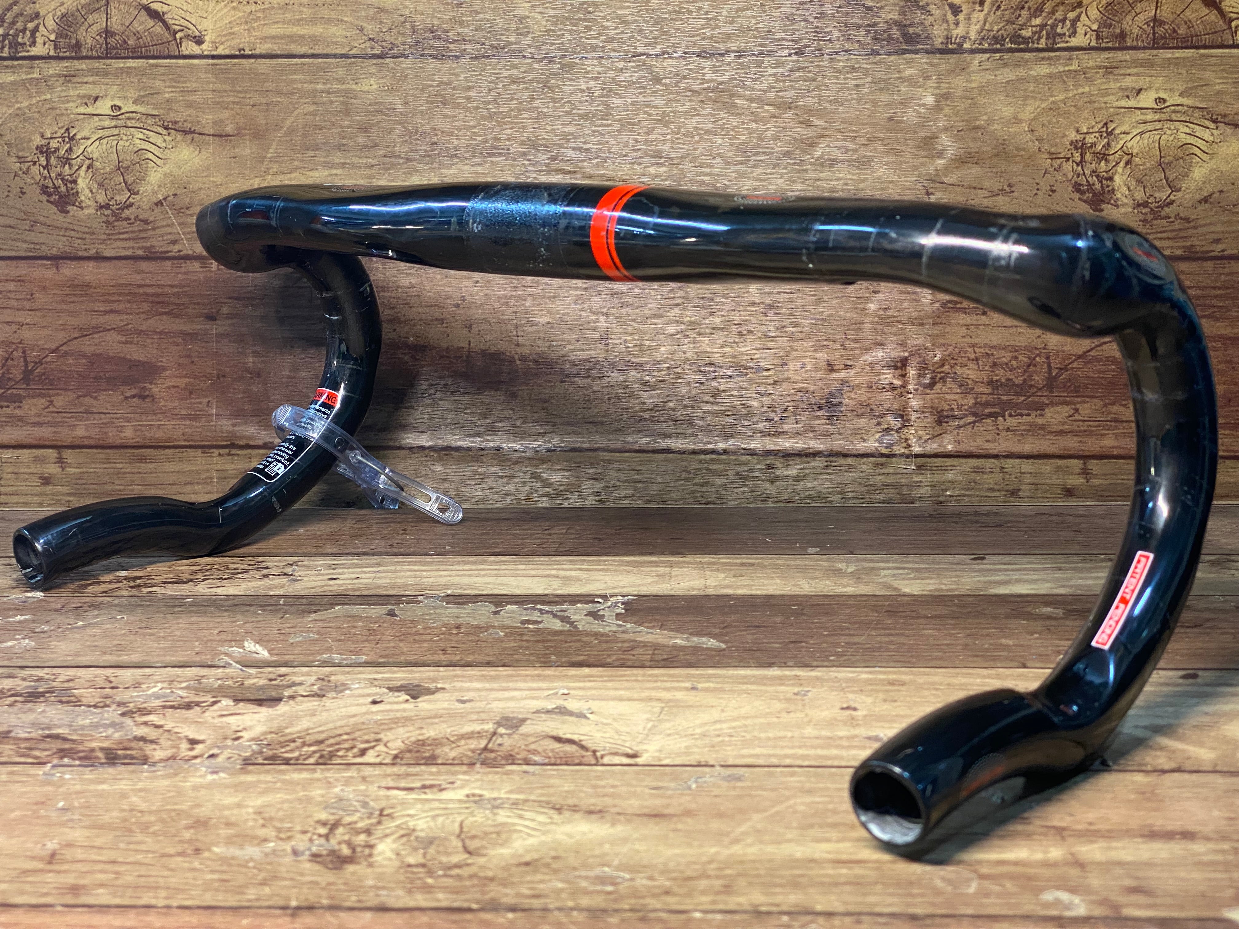 HN563 チネリ CINELLI ネオモルフェ NEO MORPHE カーボン ドロップハンドル Φ31.8 エンドC-C400mm ※使用感あり