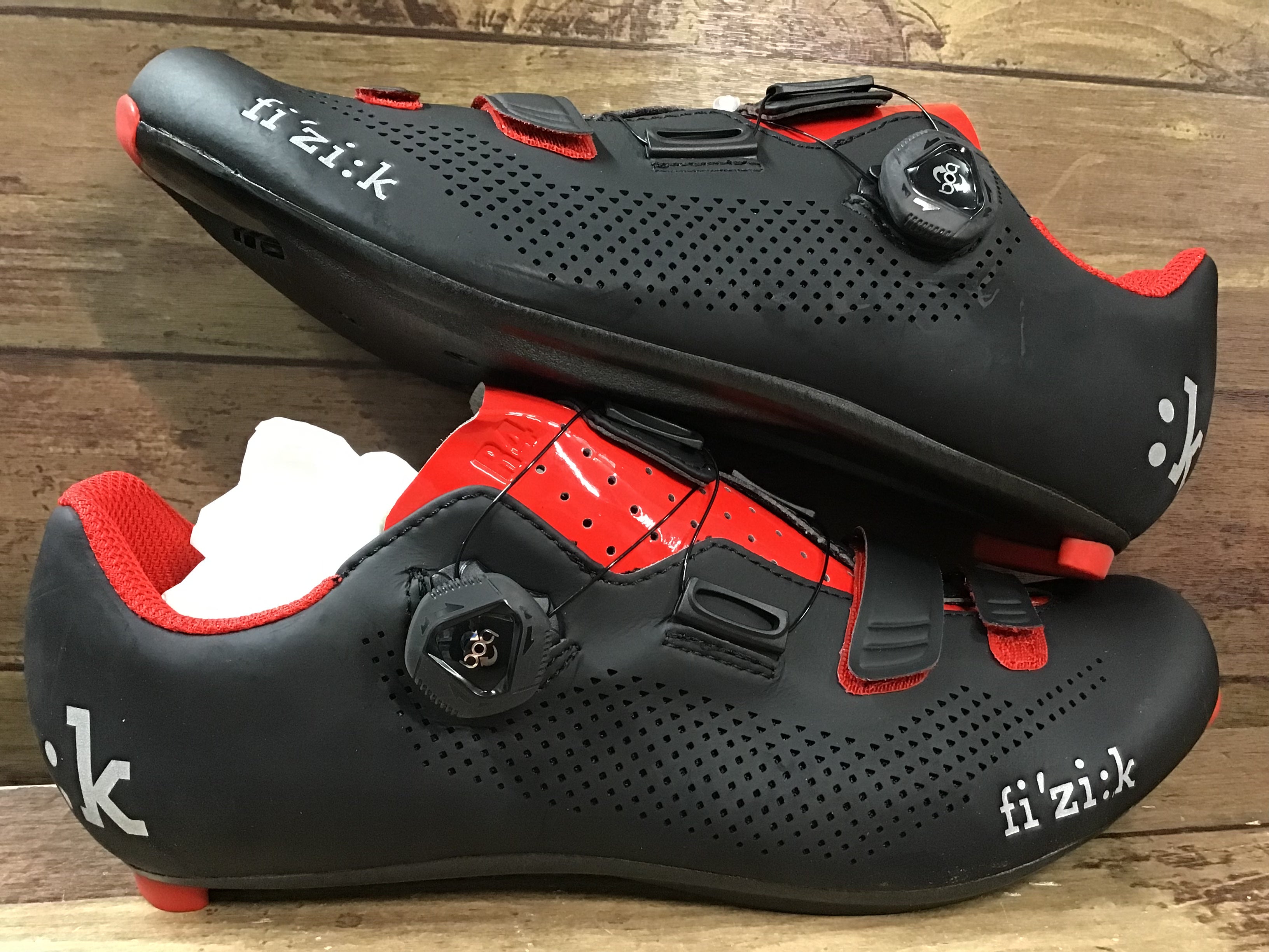 GW046 フィジーク fizik R4B UOMO (MENS) BOA ビンディングシューズ 黒