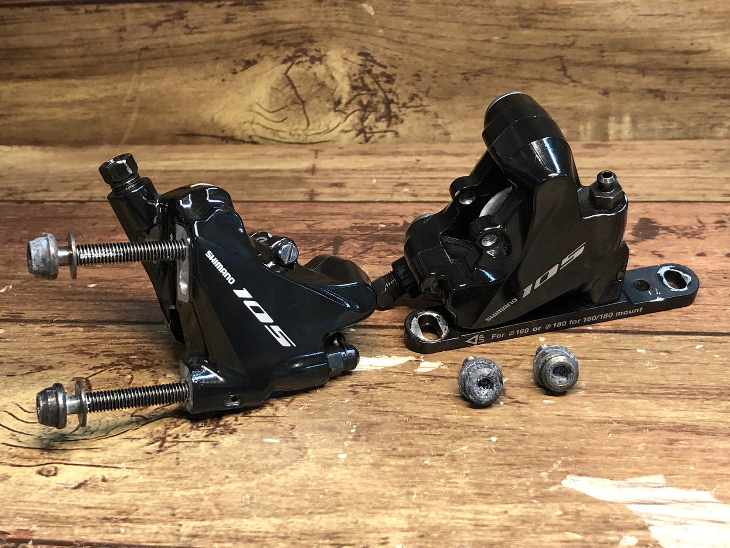 HL138 シマノ SHIMANO 105 BR-R7070 油圧ディスクブレーキ前後セット ※パッドおよび取り付けネジ類欠品