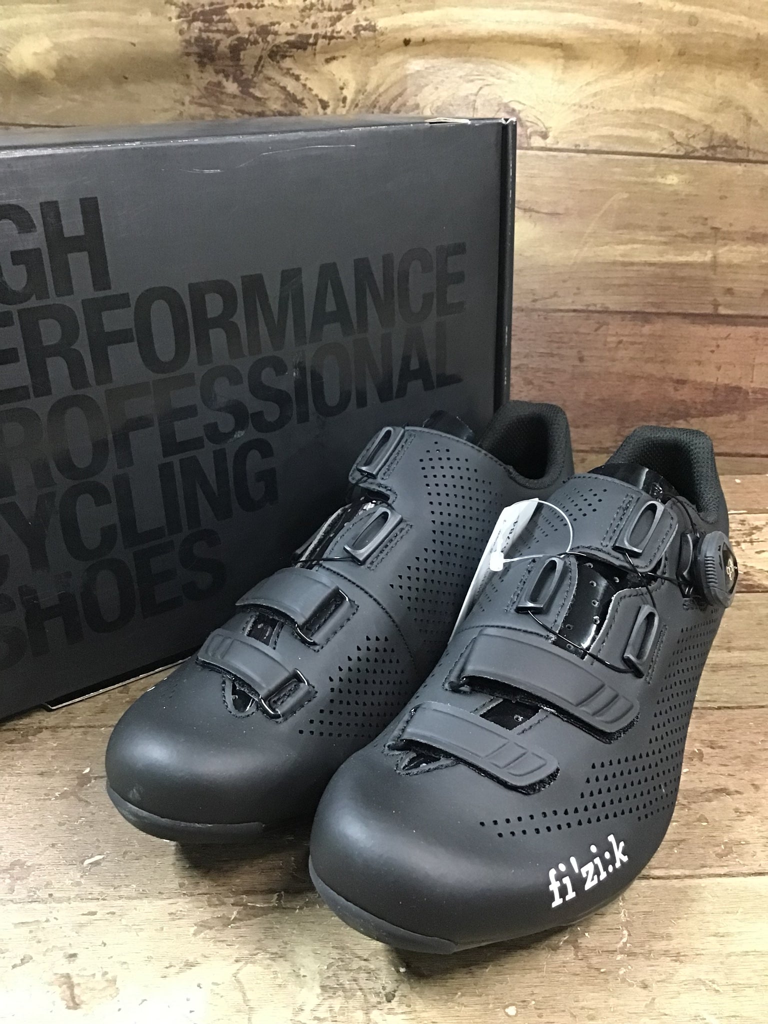 GW044 フィジーク fizik R4B UOMO (MENS) BOA ビンディングシューズ 黒