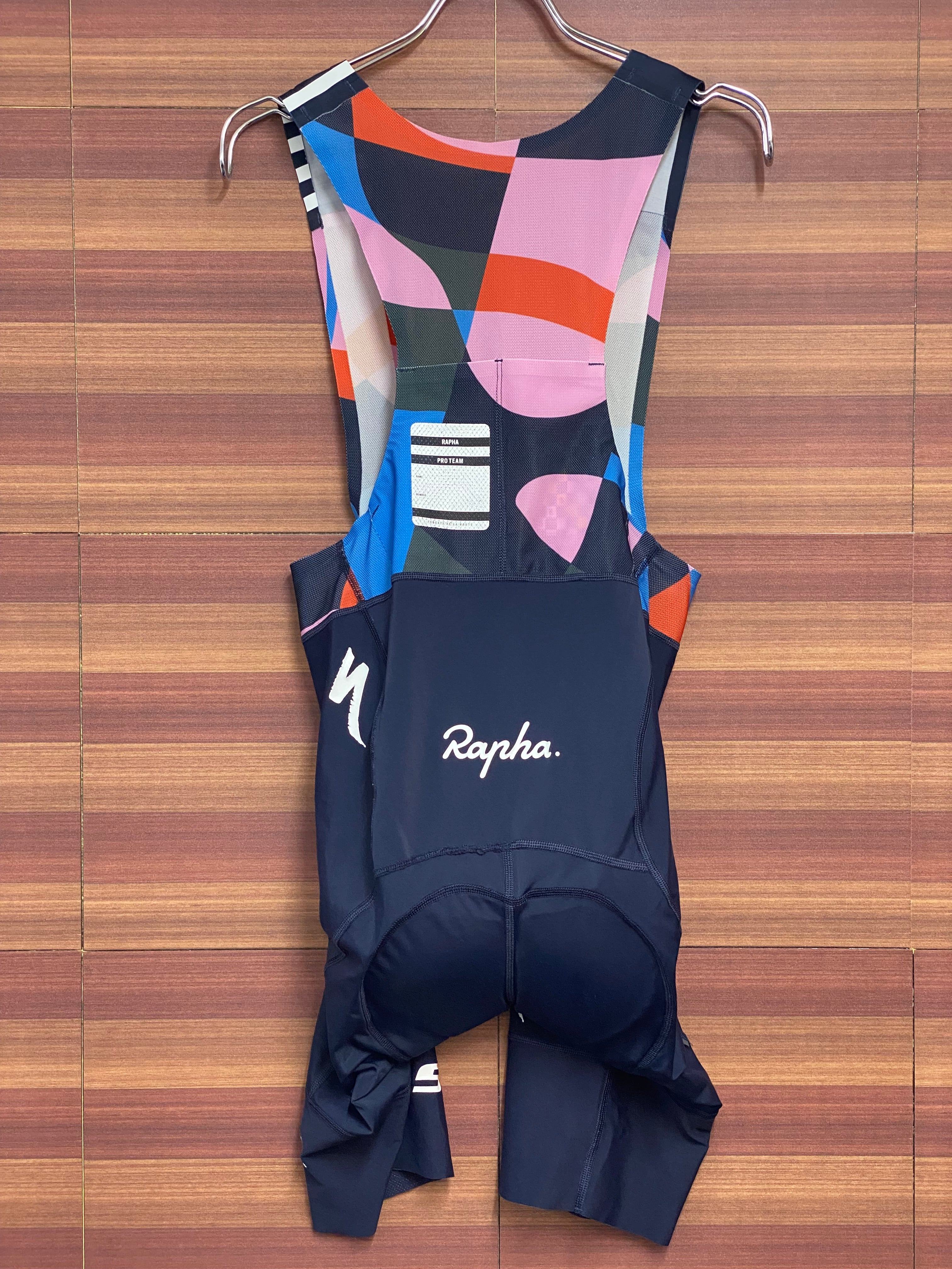 HG723 ラファ Rapha アスリートプロチームビブショーツ ATHLETES PRO