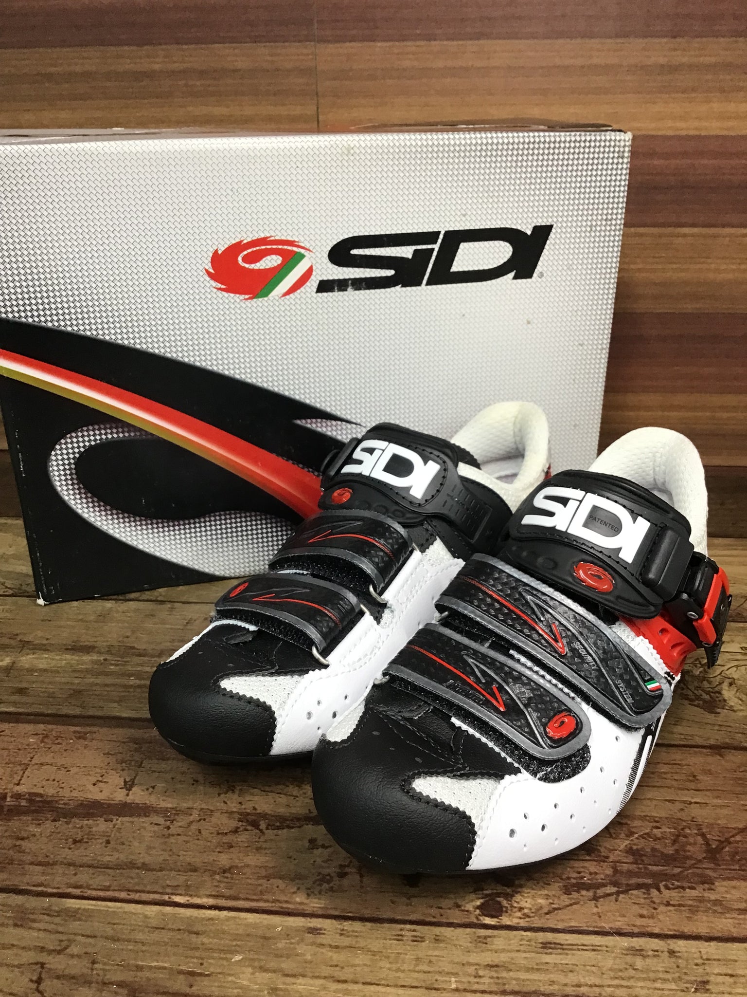 GV425 シディ SIDI SCARPE GENIUS 5-FIT CARBON 白 黒 EUR37 SPD-SL