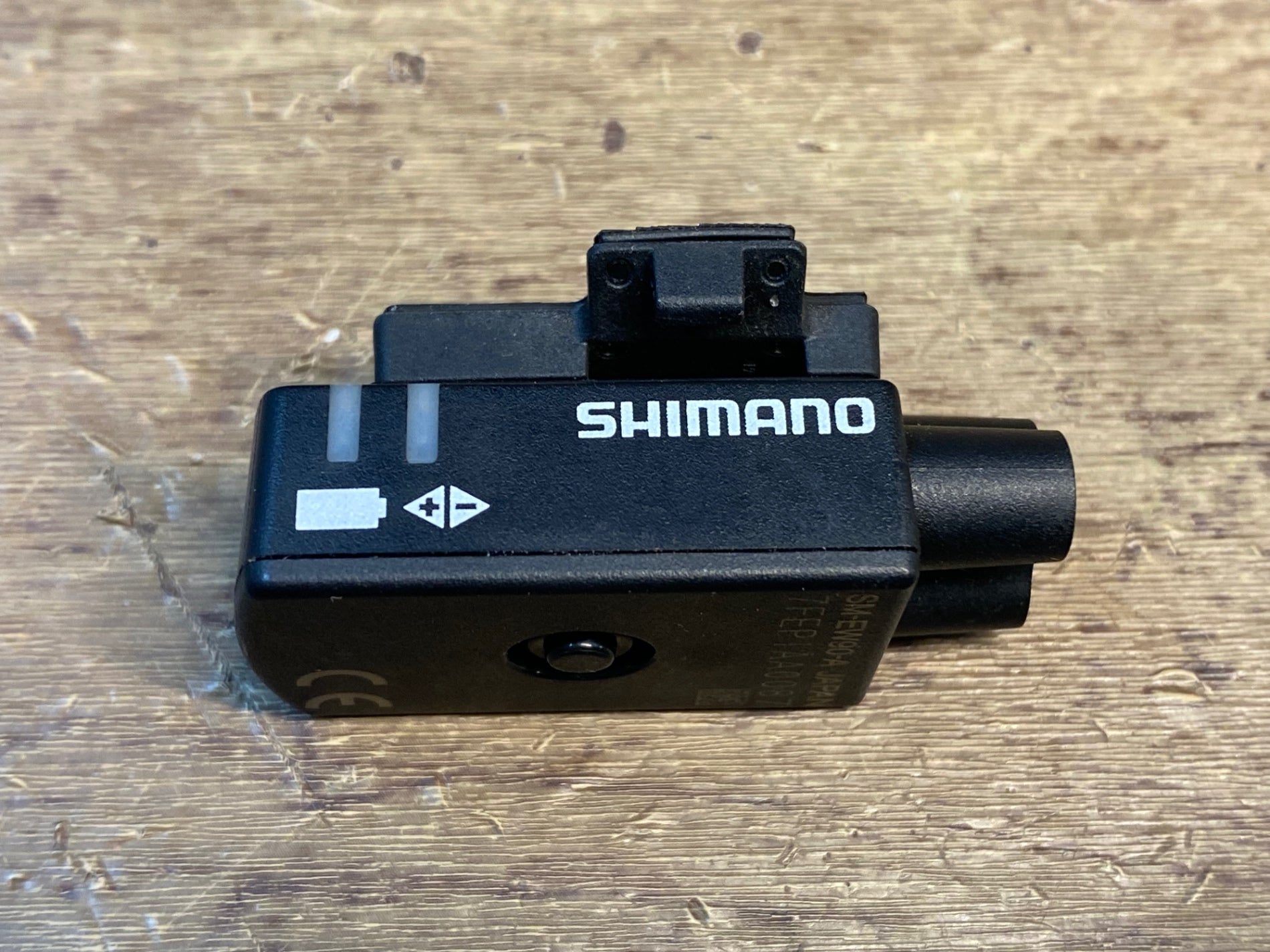 HH399 シマノ Shimano SM-EW90A 電動 Di2 ジャンクションA 3ポート