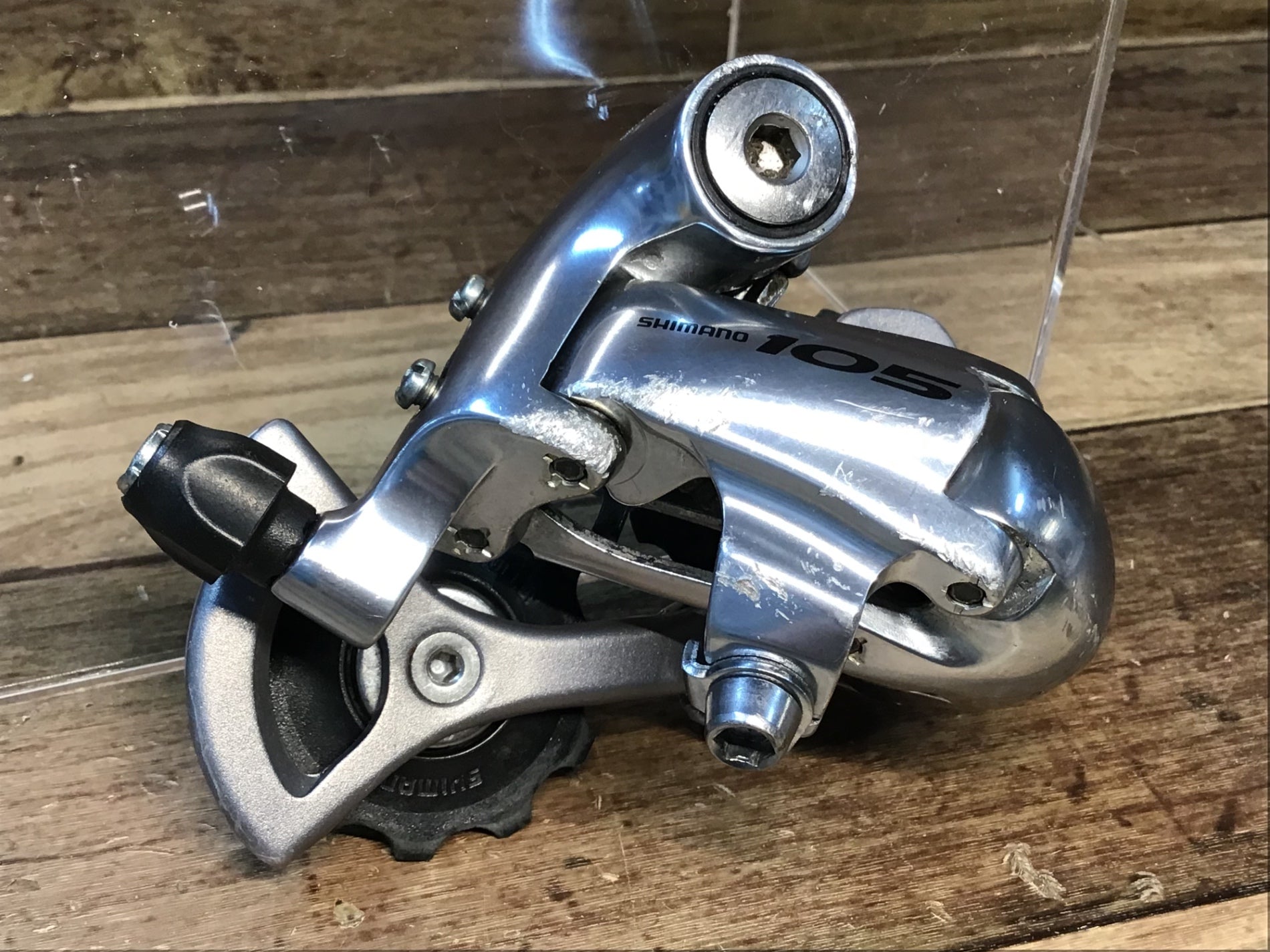 ☆未使用 シマノ SHIMANO 105 (RD-5600) リアディレーラー 10s