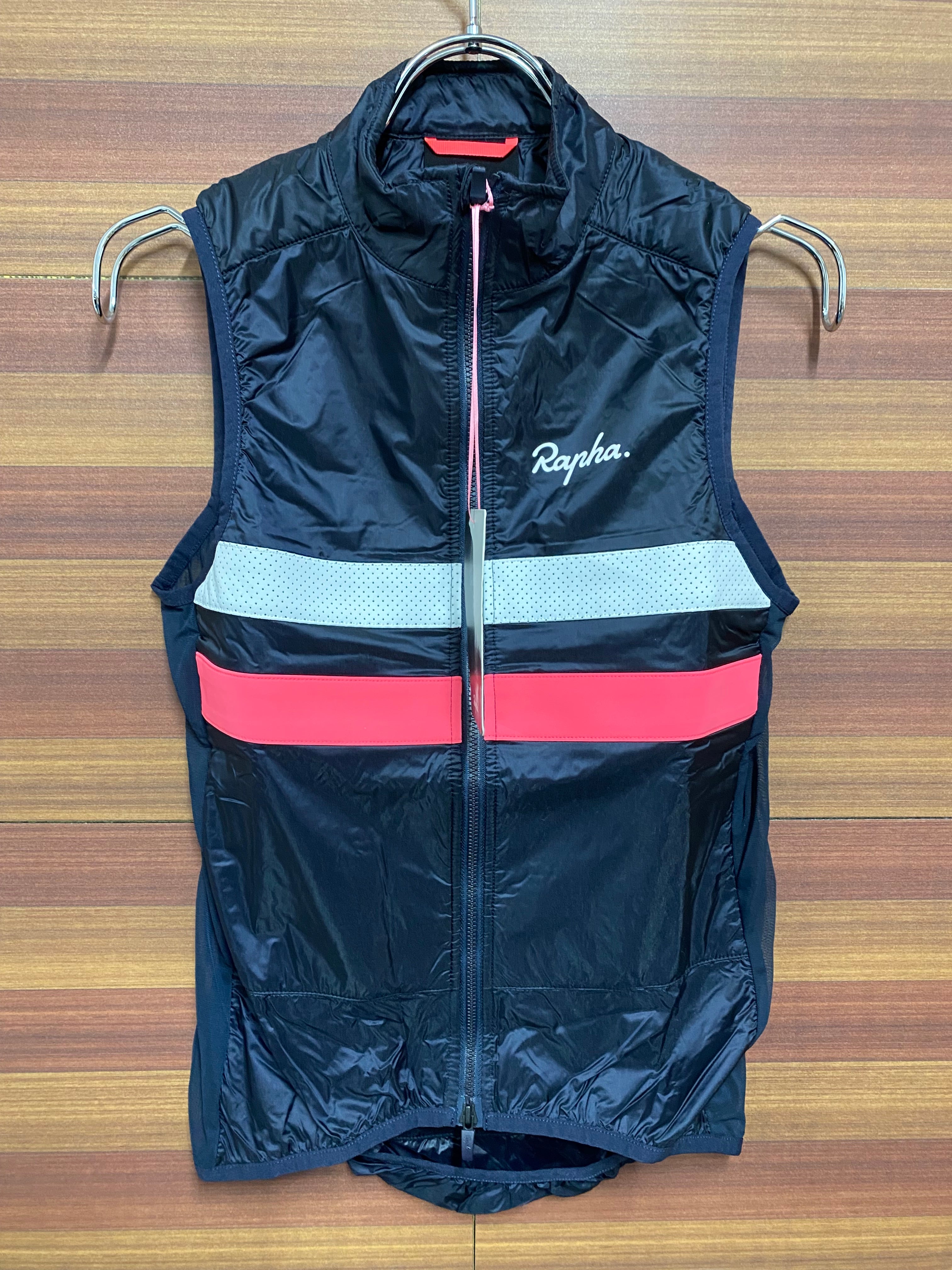 激安買取ラファ Rapha ブルべインサレーティッドジレ BREVET INSULATED GILET サイズ　M Mサイズ