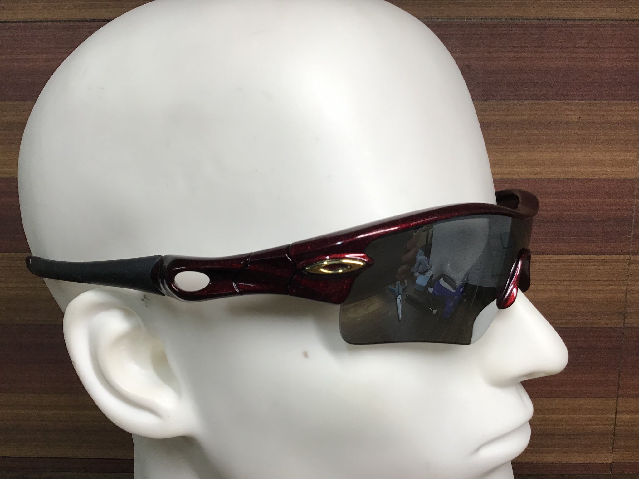 うのにもお得な情報満載！ オークリー HC591 OAKLEY ボルドー アイ