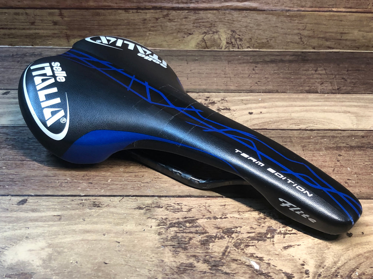 HC074 セライタリア selle ITALIA フライト Flite サドル 黒黄 カーボンレール TEAM EDITION 142mm