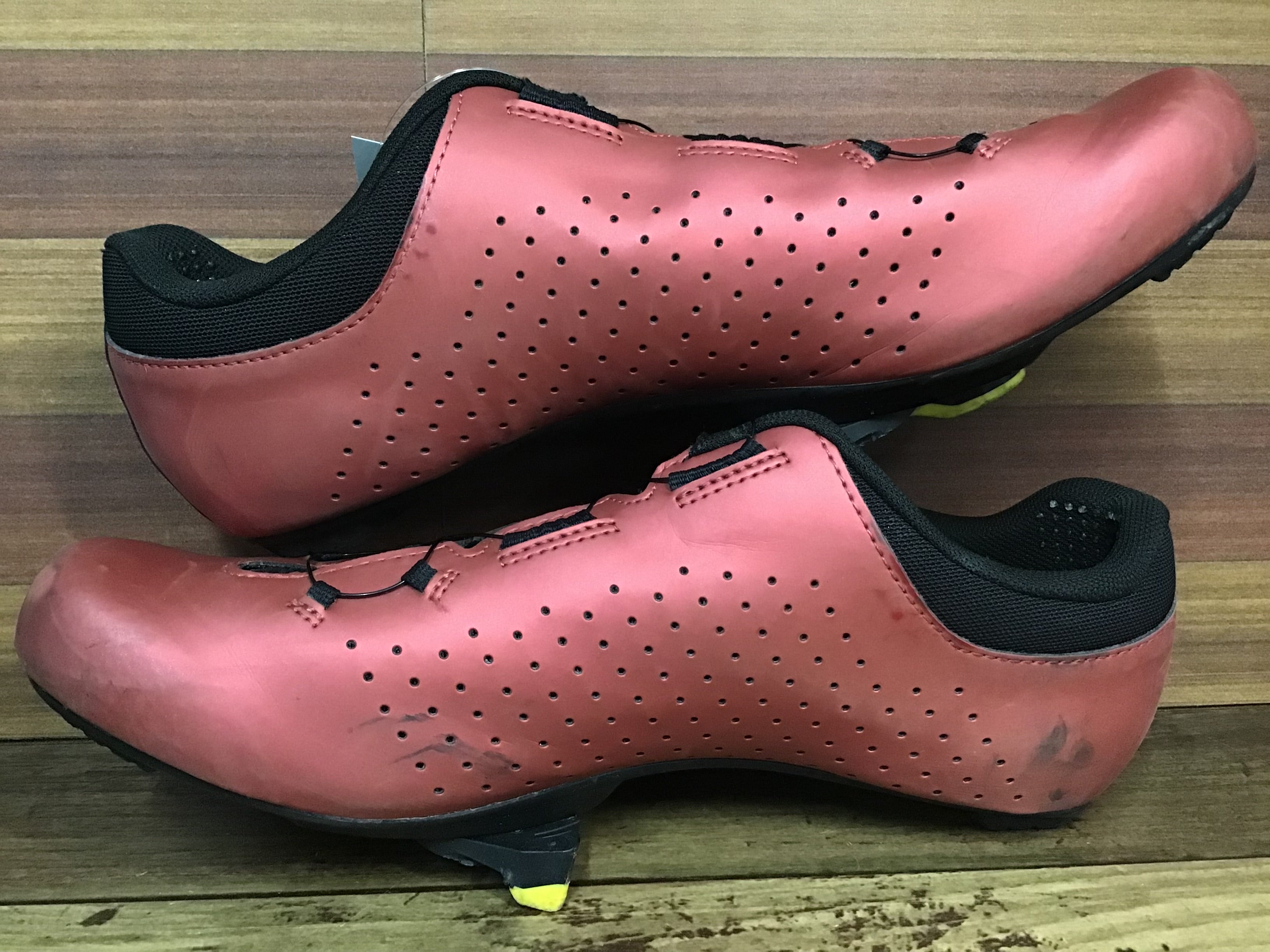 HG141 フィジーク fizik VENTO OMN ビンディングシューズ 赤 EUR42 SPD-SL