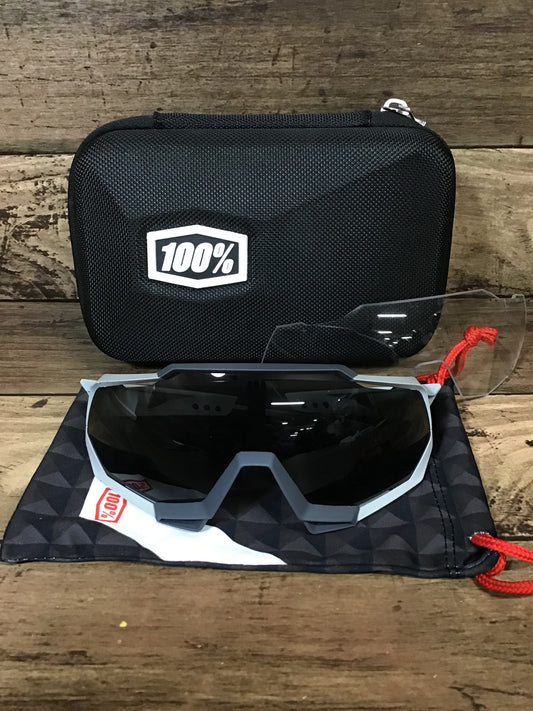 100%サングラス SPEEDTRAP もの凄い スピードトラップ HIPER®️レンズ 