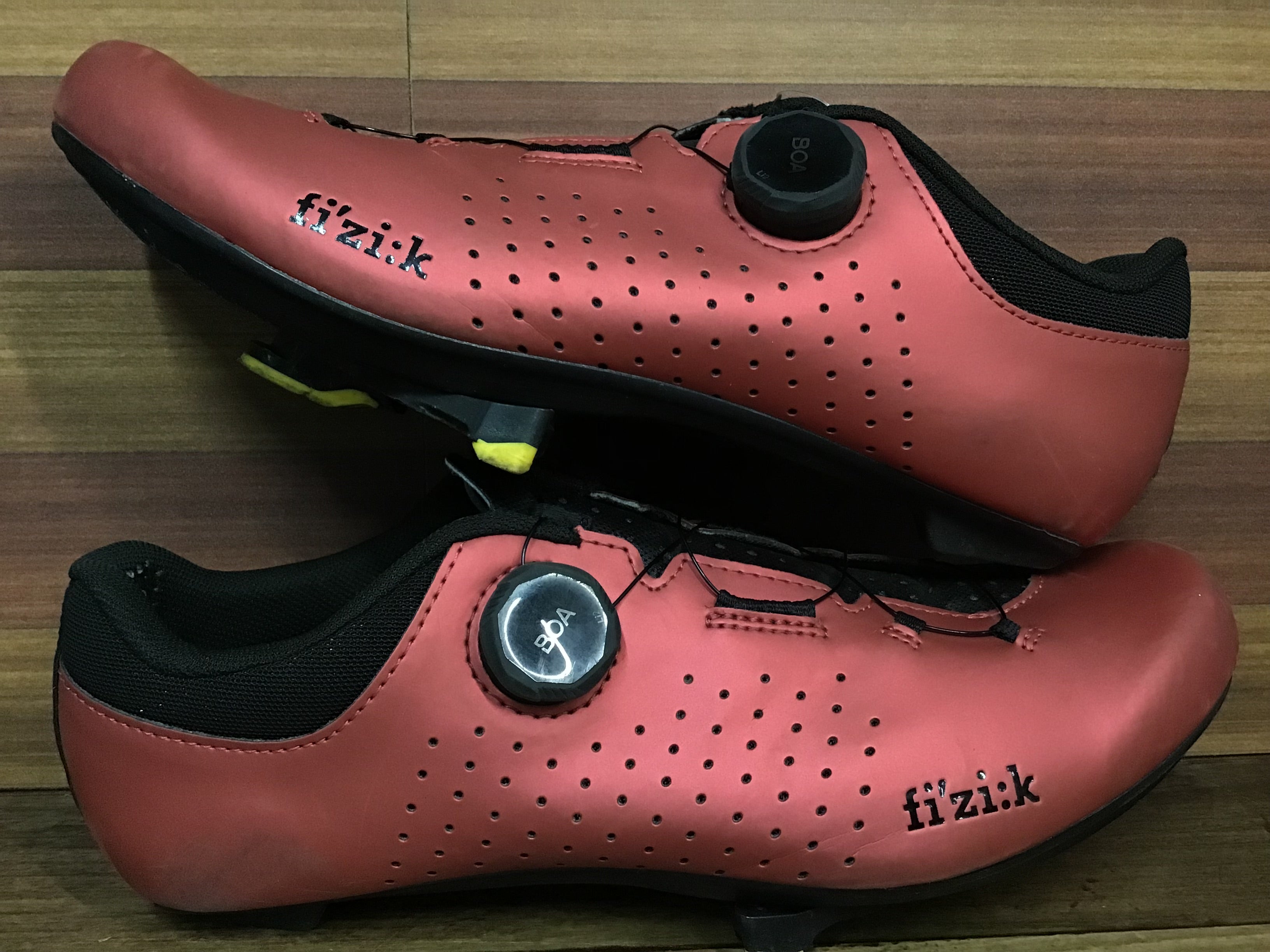 HG141 フィジーク fizik VENTO OMN ビンディングシューズ 赤 EUR42 SPD-SL