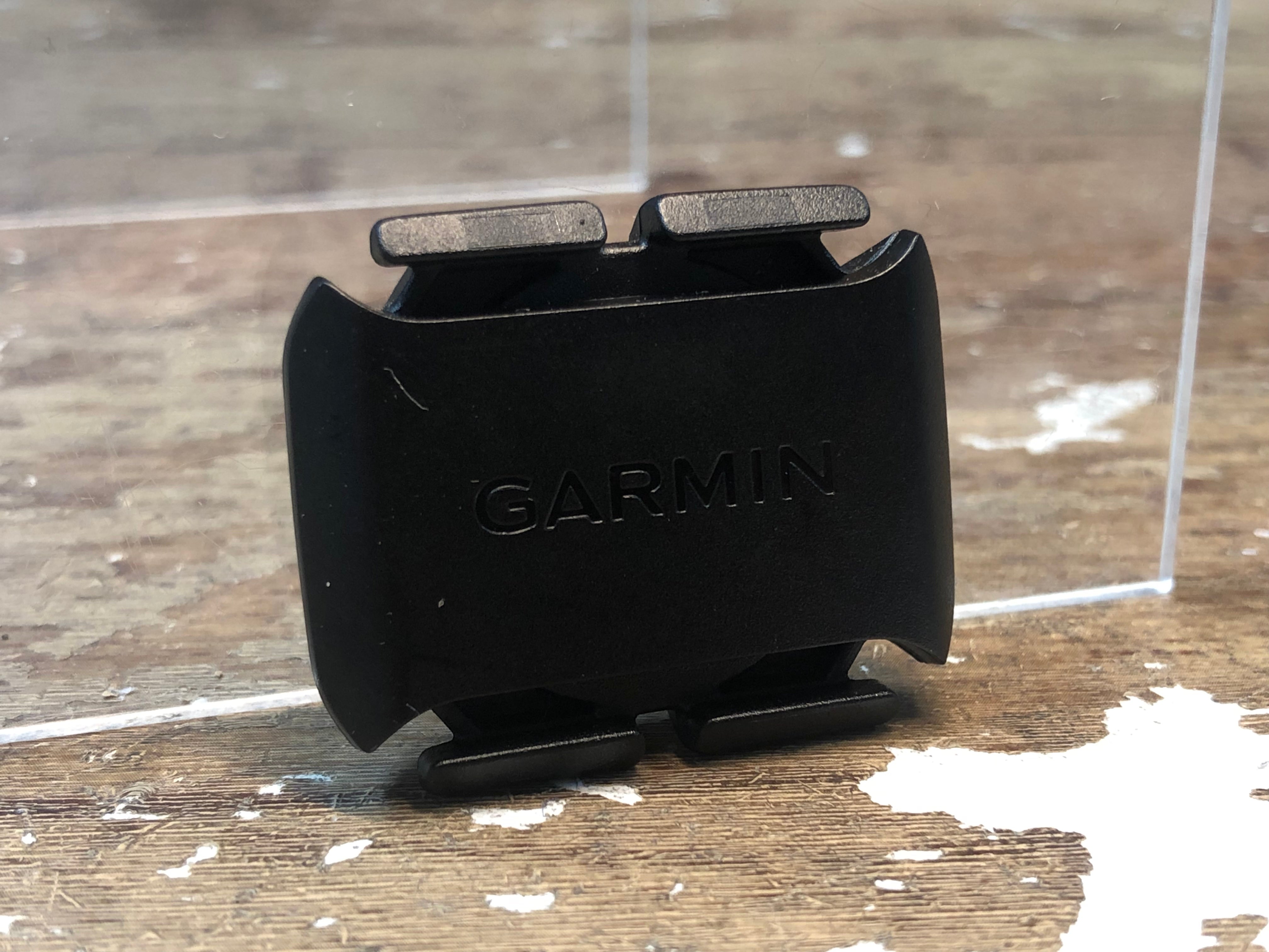 愛用 GARMIN ガーミン 箱 付属 本体あり センサーあり アクセサリー